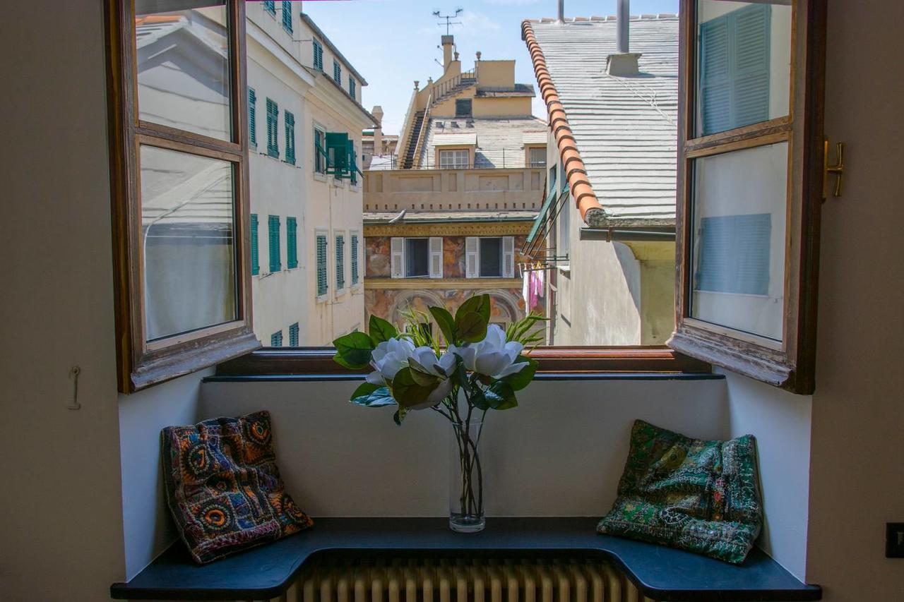 Joivy Colorful Flat For 5 Close To Piazza De Ferrari Genoa Exterior photo
